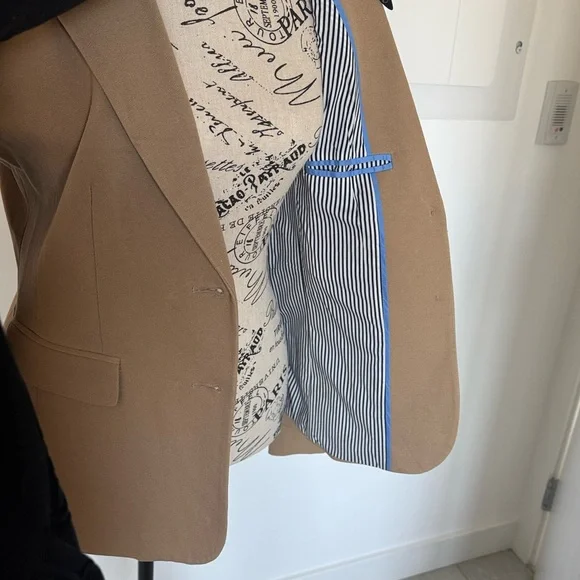 1901 Women's Camel Blazer - Picture 7 of 10